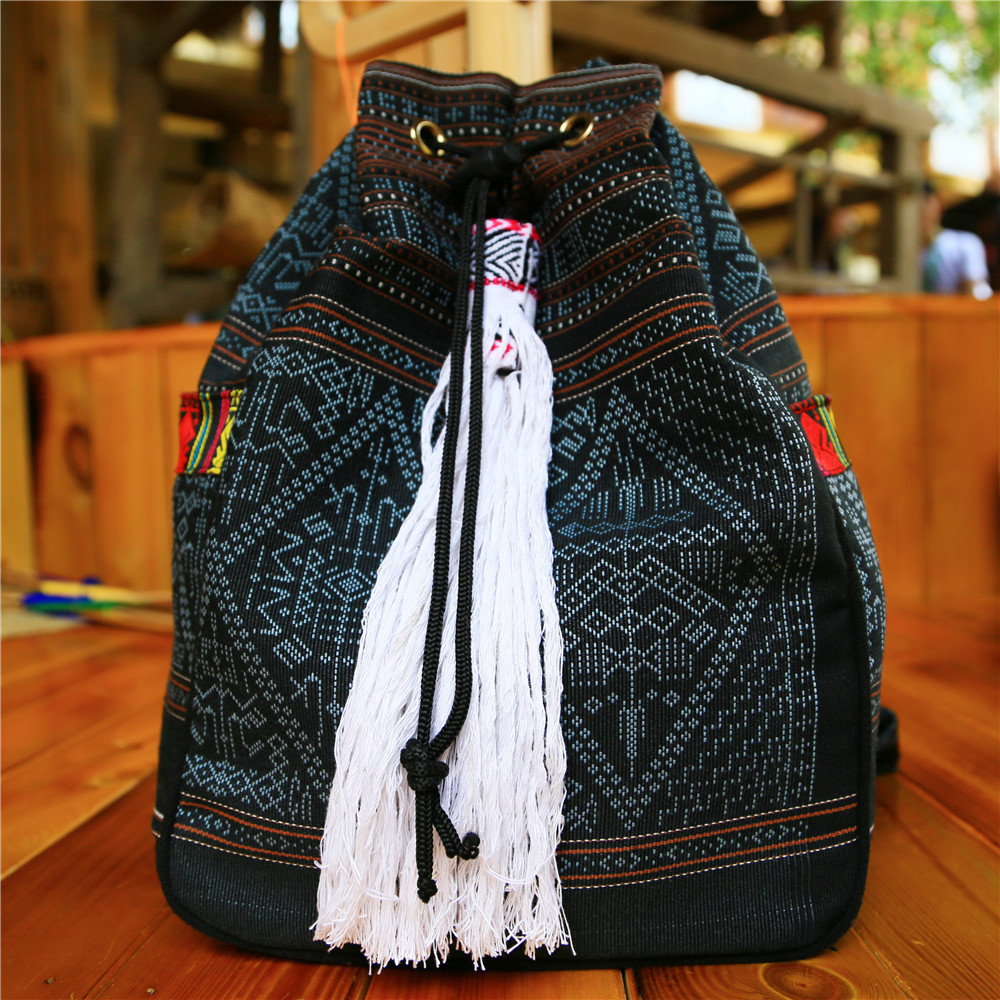 黎族传统纺染织绣技艺·染