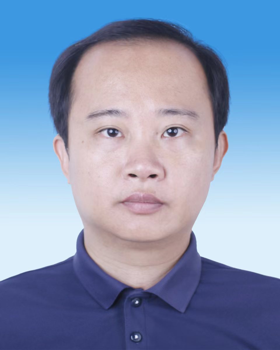 陈伟